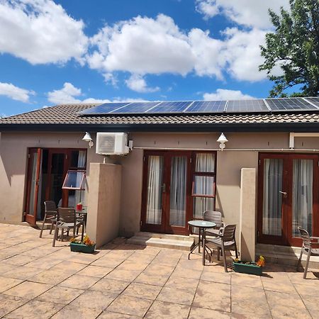 Dilisca Guesthouse Durbanville Esterno foto